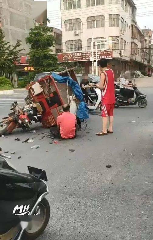 庄河交通事故最新爆料,多车连环相撞,伤亡情况紧急通报